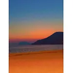 בית נופש Uitzicht Op De Oceaan קלפה